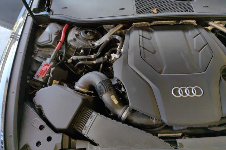 Used Audi A6 2024 allroad quattro 55 TFSI Prestige Off-Road Model Engine Bay Right