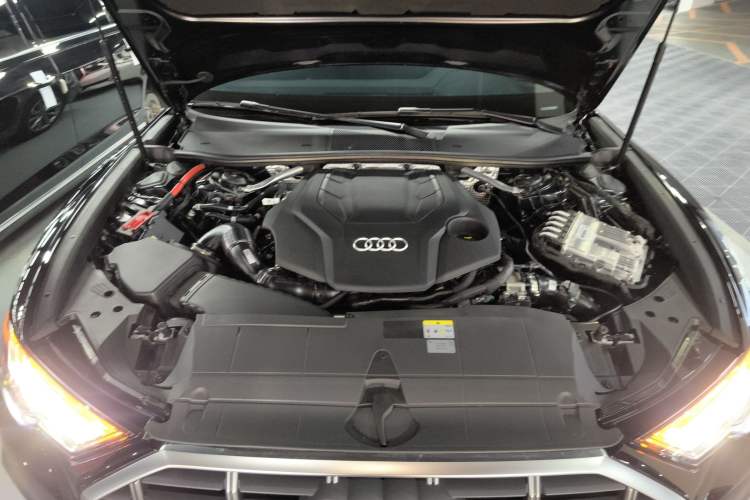 Used Audi A6 2024 allroad quattro 55 TFSI Prestige Off-Road Model Engine Bay