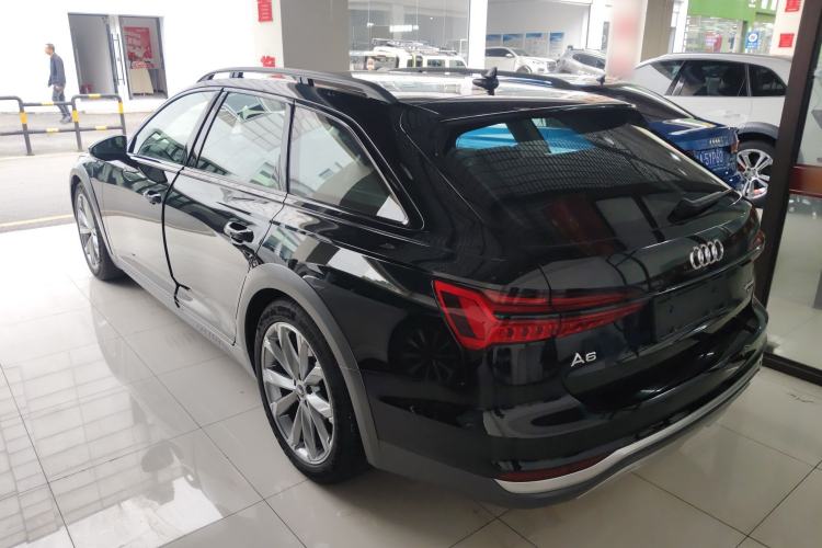 Used Audi A6 2024 allroad quattro 55 TFSI Prestige Off-Road Model Exterior 2