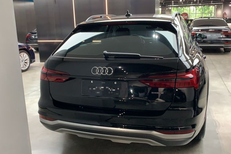 Used Audi A6 2024 allroad quattro 55 TFSI Prestige Off-Road Model Exterior 4