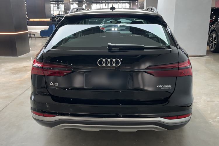 Used Audi A6 2024 allroad quattro 55 TFSI Prestige Off-Road Model Exterior 4
