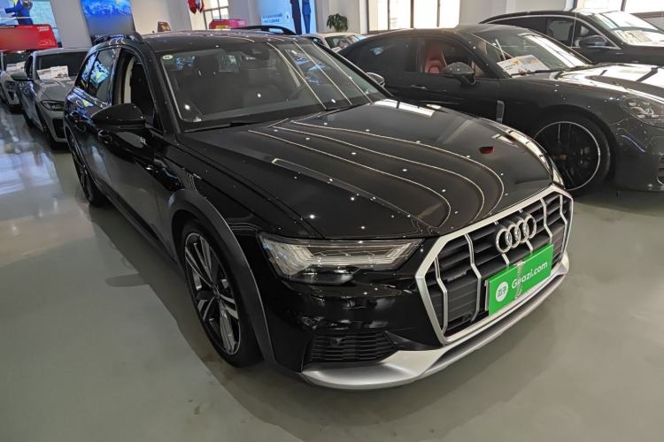 Used Audi A6 2024 allroad quattro 55 TFSI Prestige Off-Road Model Front Right 45 Deg