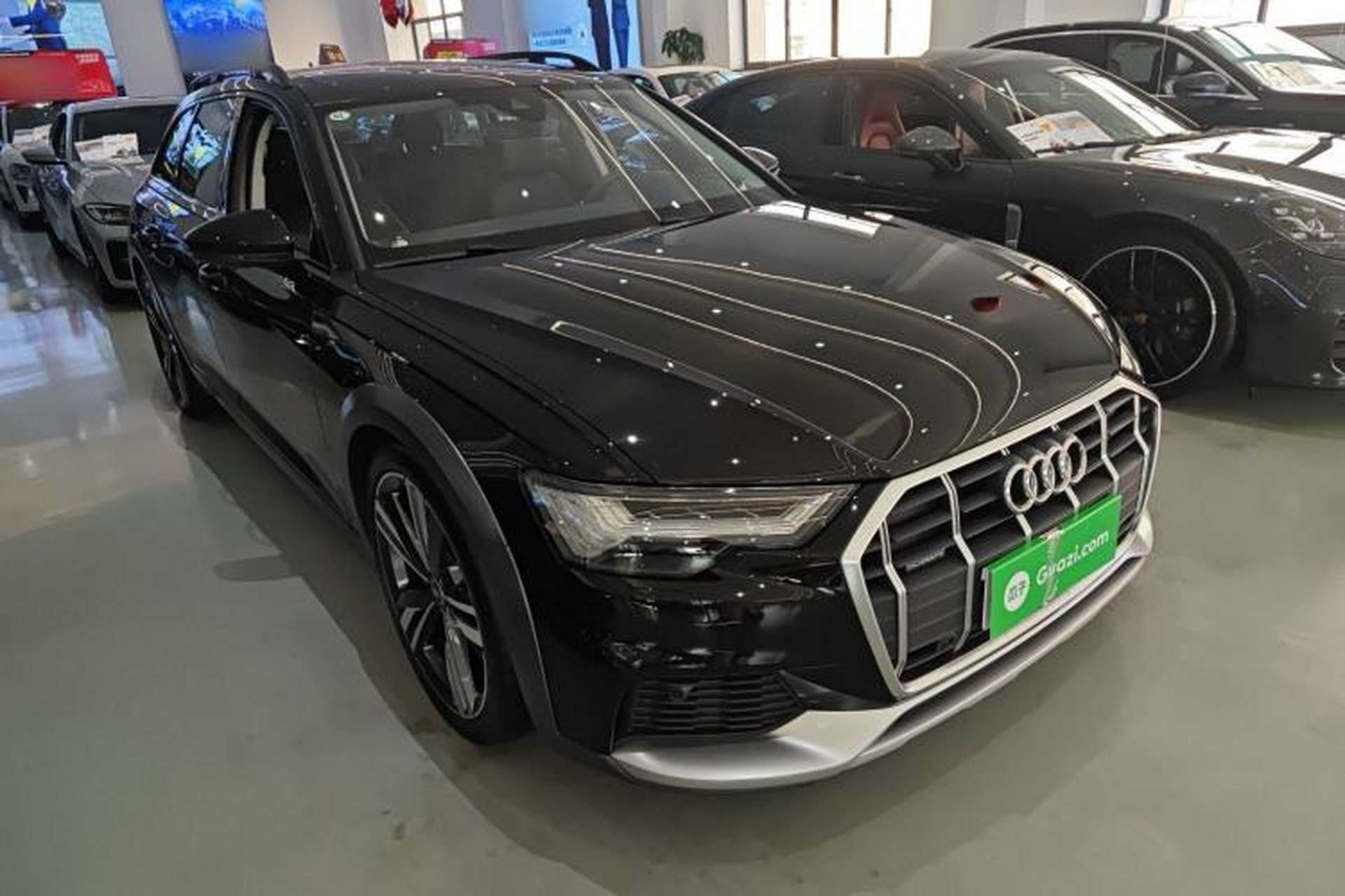 Used Audi A6 2024 allroad quattro 55 TFSI Prestige Off-Road Model Front Right 45 Deg
