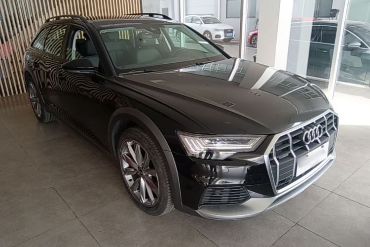 Used Audi A6 2024 allroad quattro 55 TFSI Prestige Off-Road Model Front Right 45 Deg