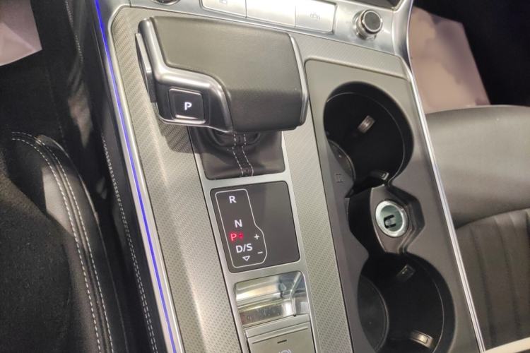 Used Audi A6 2024 allroad quattro 55 TFSI Prestige Off-Road Model Gear Lever