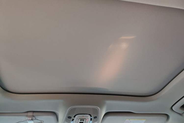 Used Audi A6 2024 allroad quattro 55 TFSI Prestige Off-Road Model Headliner