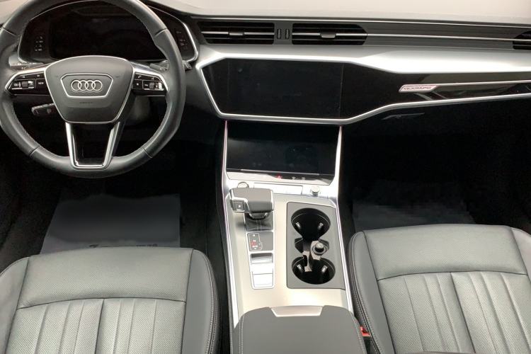 Used Audi A6 2024 allroad quattro 55 TFSI Prestige Off-Road Model Interior 3