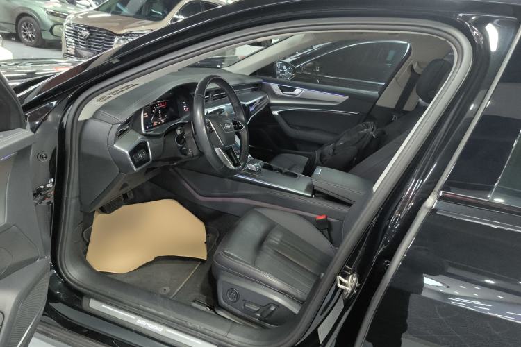 Used Audi A6 2024 allroad quattro 55 TFSI Prestige Off-Road Model Left Front Seat