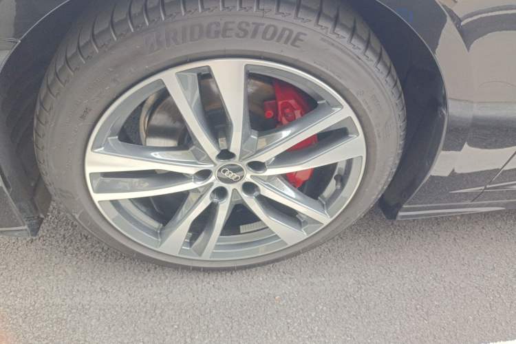 Used Audi A6 2024 Avant Futurist 45 TFSI Prestige Dynamic Edition Left Front Wheel Hub