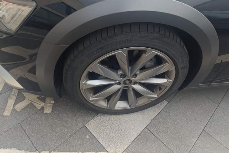 Used Audi A6 2024 allroad quattro 55 TFSI Prestige Off-Road Model Left Front Wheel Hub