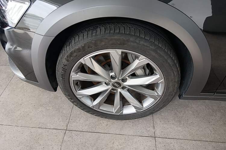 Used Audi A6 2024 allroad quattro 55 TFSI Prestige Off-Road Model Left Front Wheel Hub