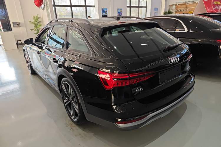 Used Audi A6 2024 allroad quattro 55 TFSI Prestige Off-Road Model Rear Left 45 Deg