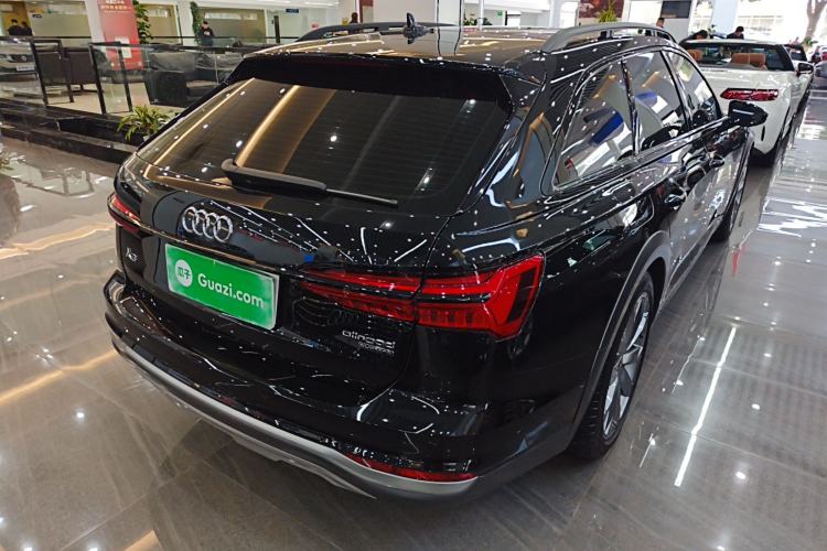 Used Audi A6 2024 allroad quattro 55 TFSI Prestige Off-Road Model Rear Right 45 Deg