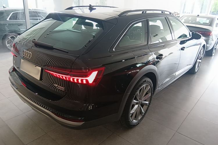 Used Audi A6 2024 allroad quattro 55 TFSI Prestige Off-Road Model Rear Right 45 Deg
