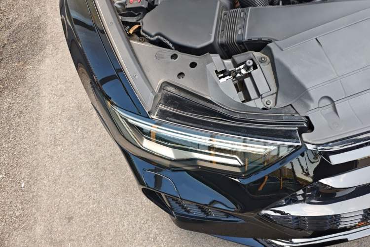 Used Audi A6 2024 Avant Futurist 45 TFSI Prestige Dynamic Edition Right Front Headlight