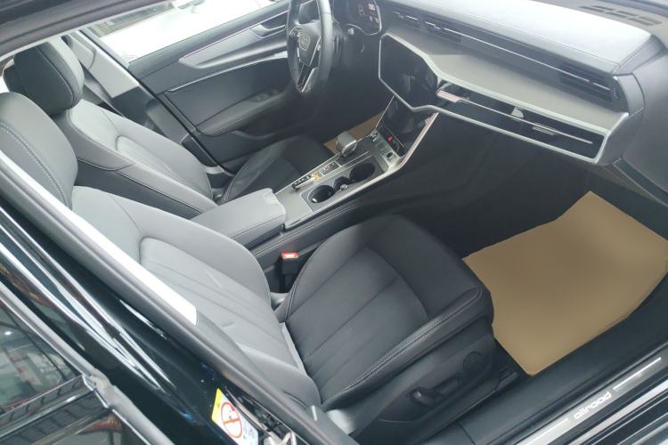 Used Audi A6 2024 allroad quattro 55 TFSI Prestige Off-Road Model Right Front Seat