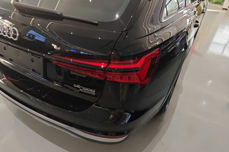 Used Audi A6 2024 allroad quattro 55 TFSI Prestige Off-Road Model Right Rear Taillight