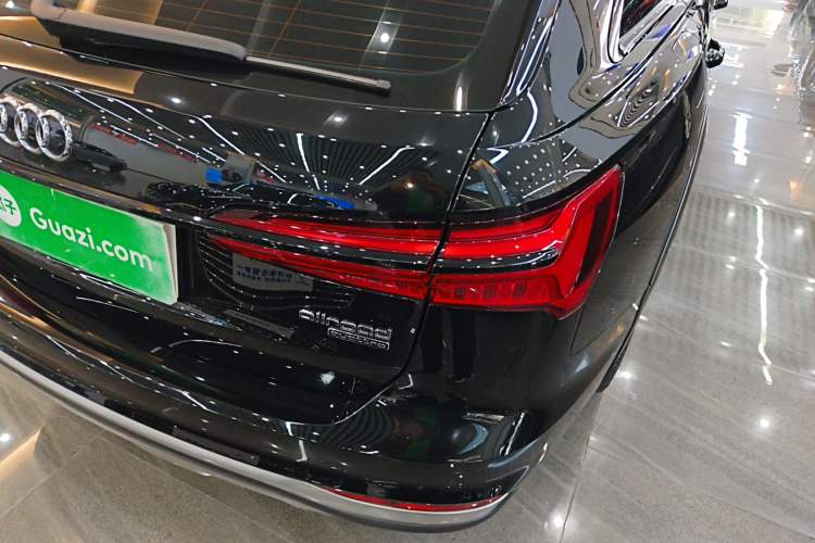 Used Audi A6 2024 allroad quattro 55 TFSI Prestige Off-Road Model Right Rear Taillight