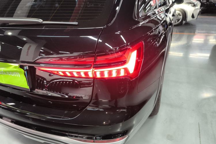 Used Audi A6 2024 allroad quattro 55 TFSI Prestige Off-Road Model Right Rear Taillight
