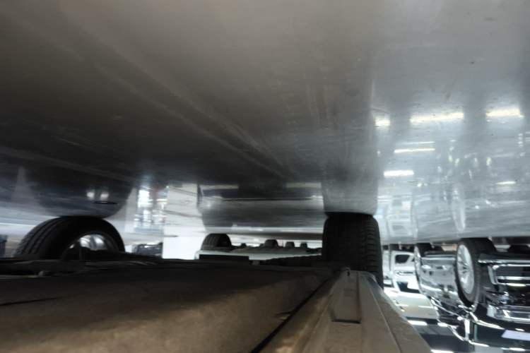 Used Audi A6 2024 allroad quattro 55 TFSI Prestige Off-Road Model Right Side Sill