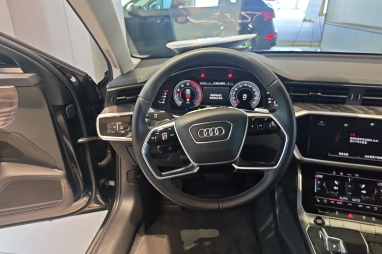 Used Audi A6 2024 allroad quattro 55 TFSI Prestige Off-Road Model Steering Wheel