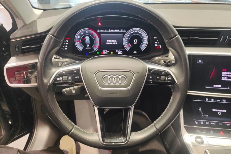 Used Audi A6 2024 allroad quattro 55 TFSI Prestige Off-Road Model Steering Wheel