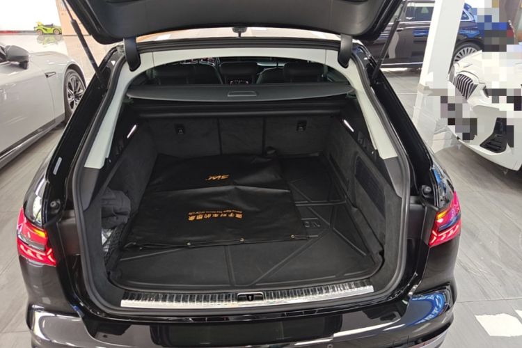 Used Audi A6 2024 allroad quattro 55 TFSI Prestige Off-Road Model Trunk