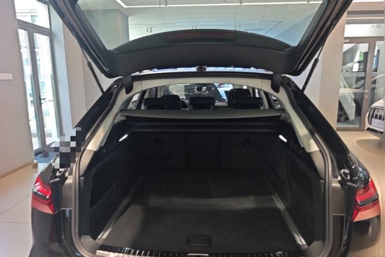 Used Audi A6 2024 allroad quattro 55 TFSI Prestige Off-Road Model Trunk