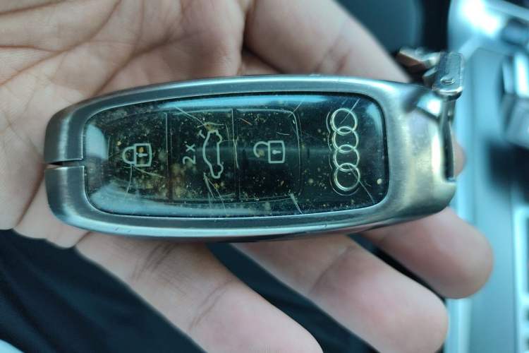 Used Audi A6 2024 allroad quattro 55 TFSI Prestige Off-Road Model Vehicle Key
