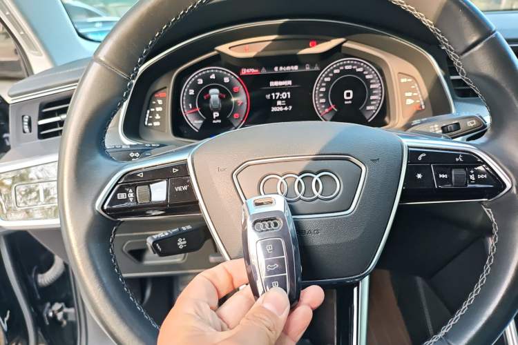 Used Audi A6 2024 allroad quattro 55 TFSI Prestige Off-Road Model Vehicle Key