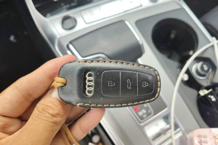 Used Audi A6 2024 Avant Futurist 45 TFSI Prestige Dynamic Edition Vehicle Key