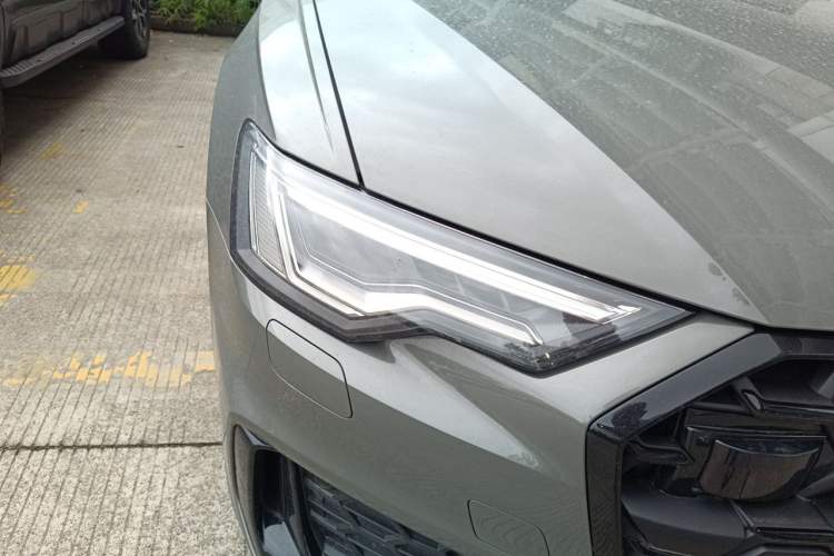 Used Audi A6 2024 Avant Futurist 45 TFSI Prestige Dynamic Edition Right Front Headlight