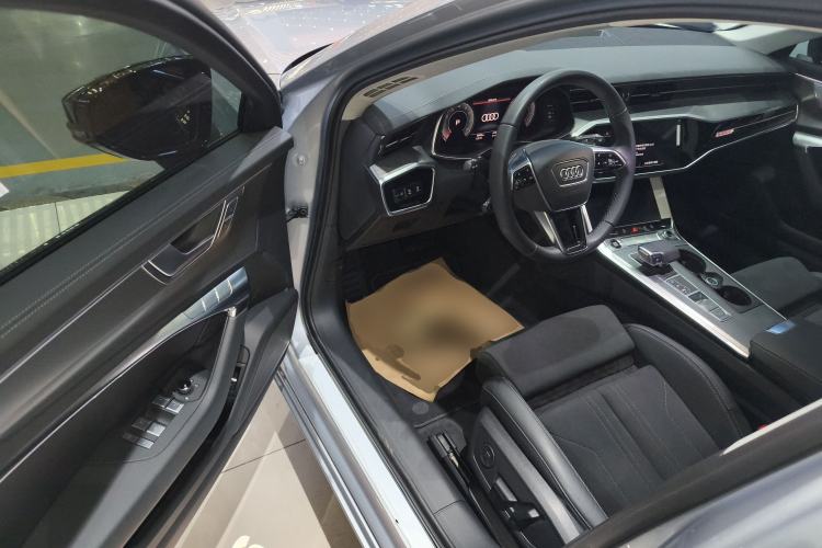 Used Audi A6 2024 Avant Futurist 45 TFSI Prestige Dynamic Edition Driver Seat