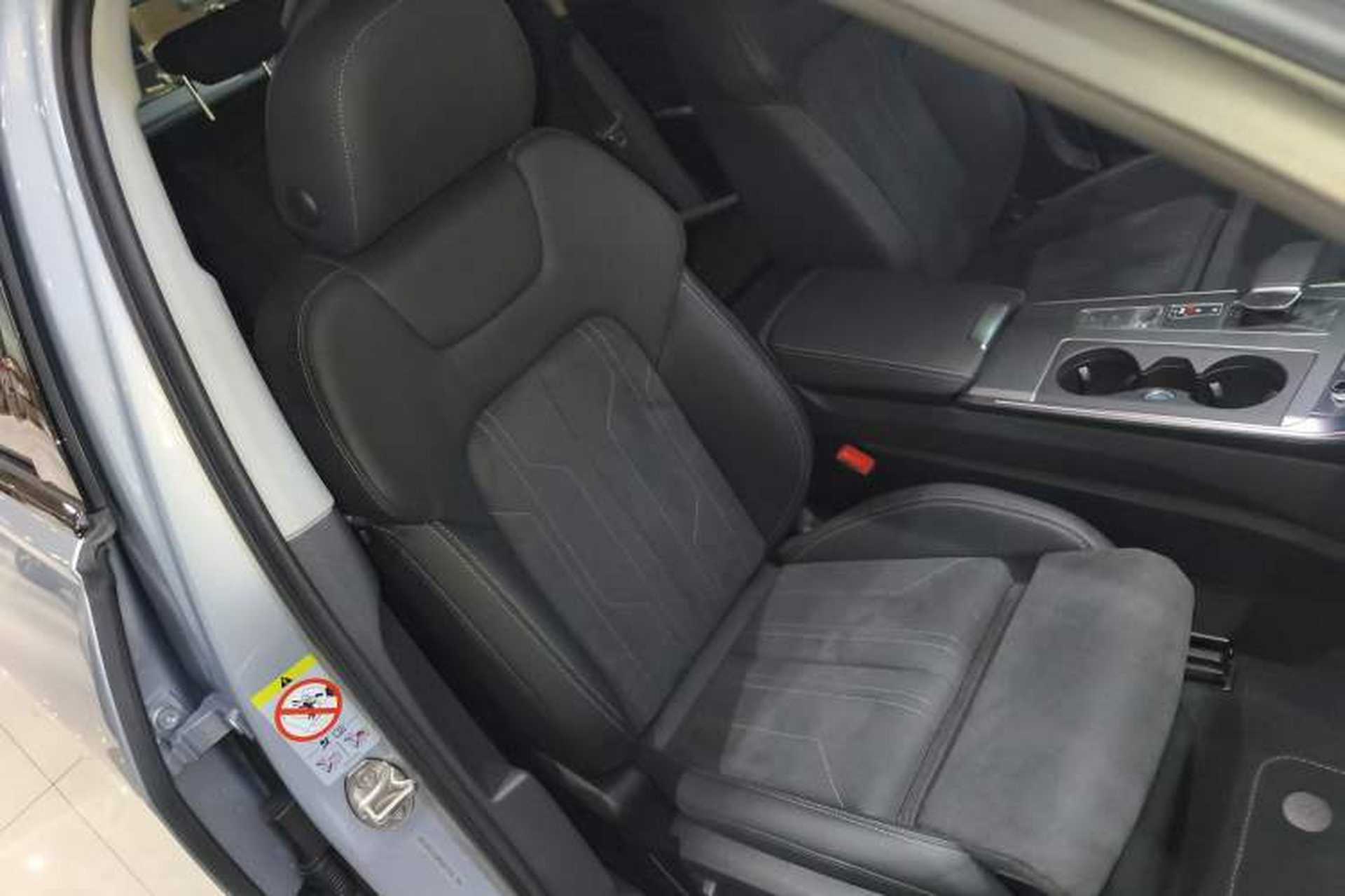 Used Audi A6 2024 Avant Futurist 45 TFSI Prestige Dynamic Edition Right Front Seat