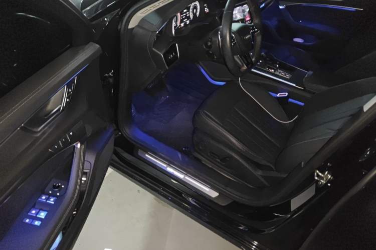 Used Audi A6 2025 allroad quattro Explorer 55 TFSI Prestige Off-Road Model Driver Seat