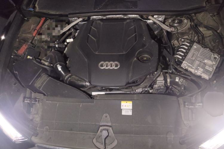 Used Audi A6 2025 allroad quattro Explorer 55 TFSI Prestige Off-Road Model Engine Bay