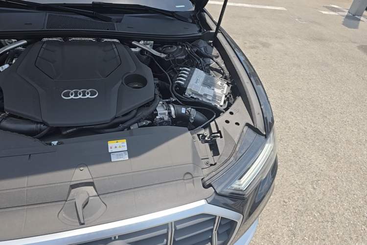Used Audi A6 2025 allroad quattro Explorer 55 TFSI Prestige Off-Road Model Engine Bay Left