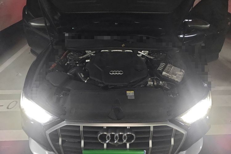 Used Audi A6 2025 allroad quattro Explorer 55 TFSI Prestige Off-Road Model Engine Bay