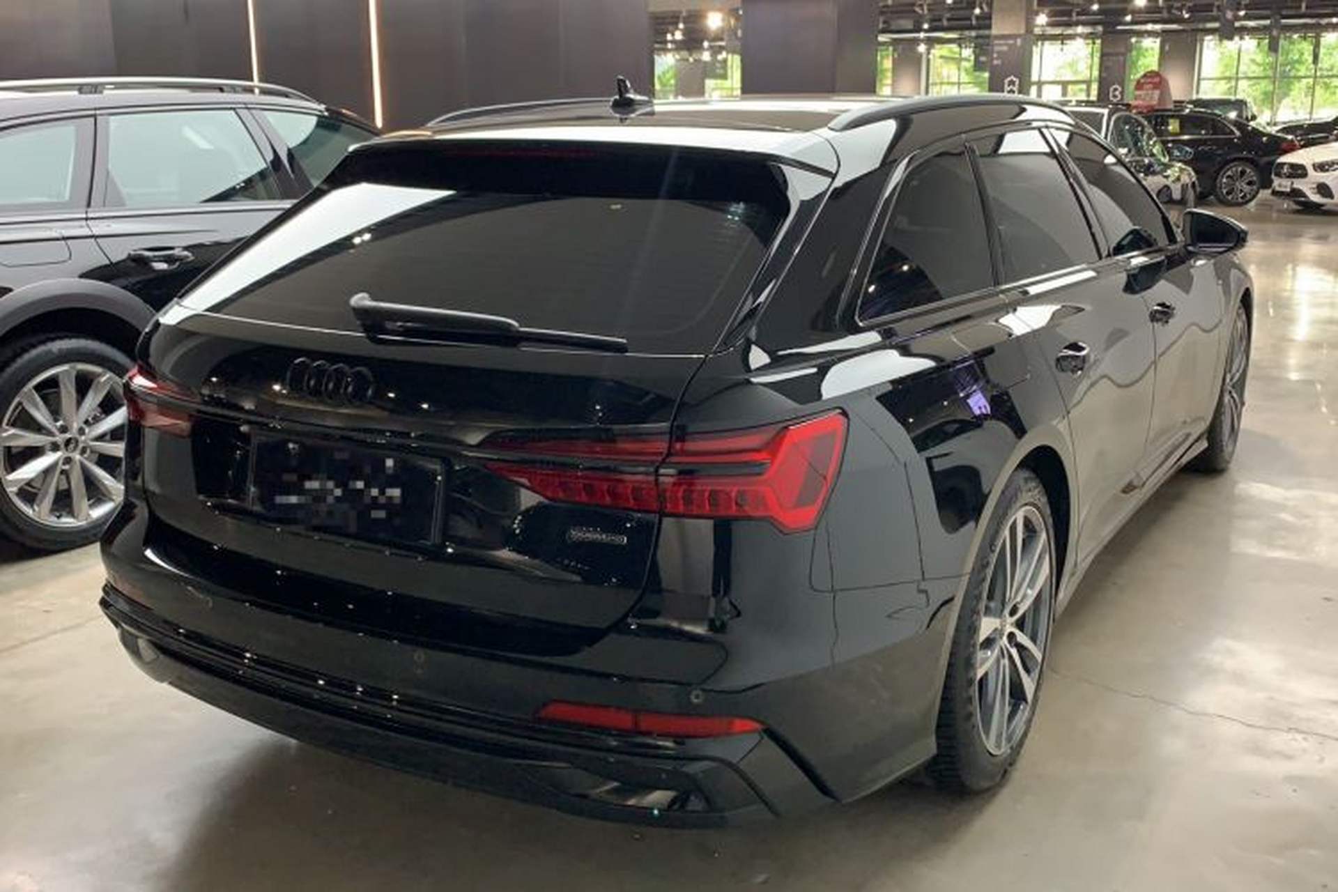 Used Audi A6 2025 Avant Avant-garde 45 TFSI Prestige Dynamic Edition Exterior 3