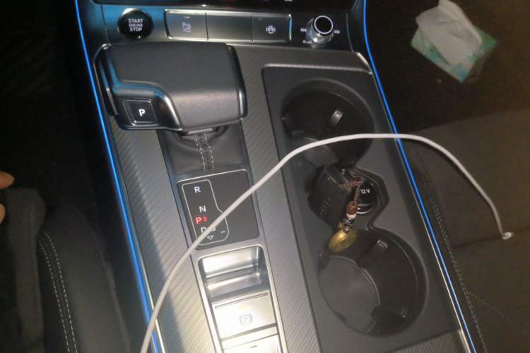 Used Audi A6 2025 Avant Avant-garde 45 TFSI Prestige Dynamic Edition Gear Lever