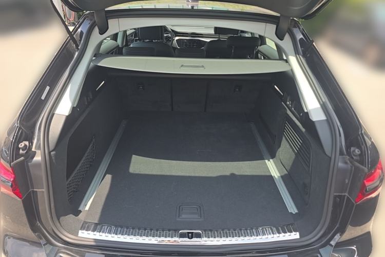 Used Audi A6 2025 allroad quattro Explorer 55 TFSI Prestige Off-Road Model Trunk