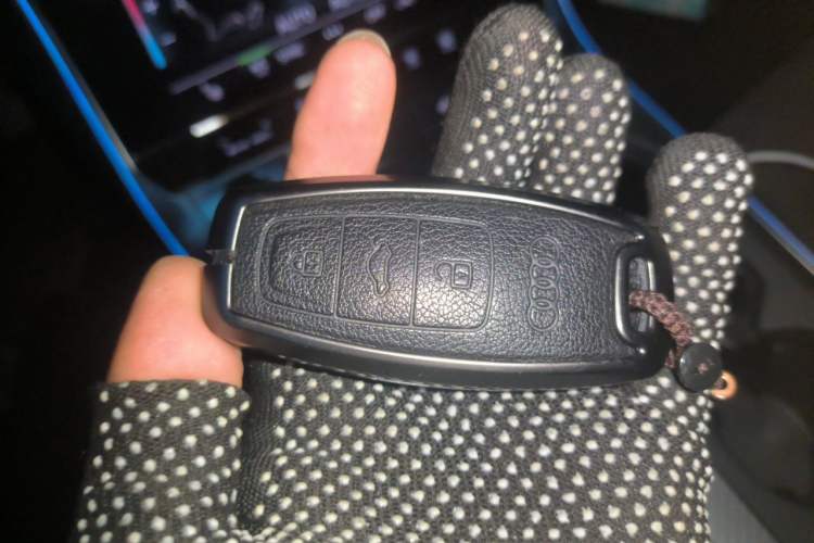 Used Audi A6 2025 Avant Avant-garde 45 TFSI Prestige Dynamic Edition Vehicle Key