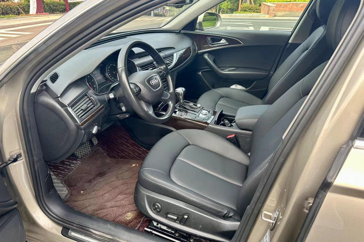 Used Audi A6L 2014 TFSI Standard Model Interior 2