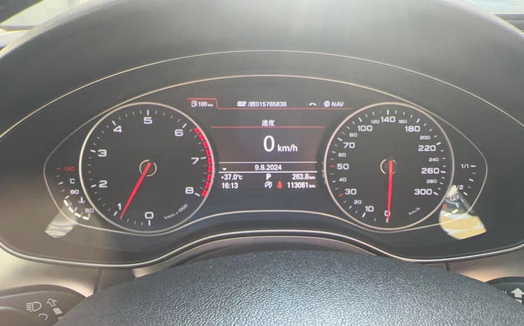Used Audi A6L 2014 TFSI Standard Model Odometer Close Up