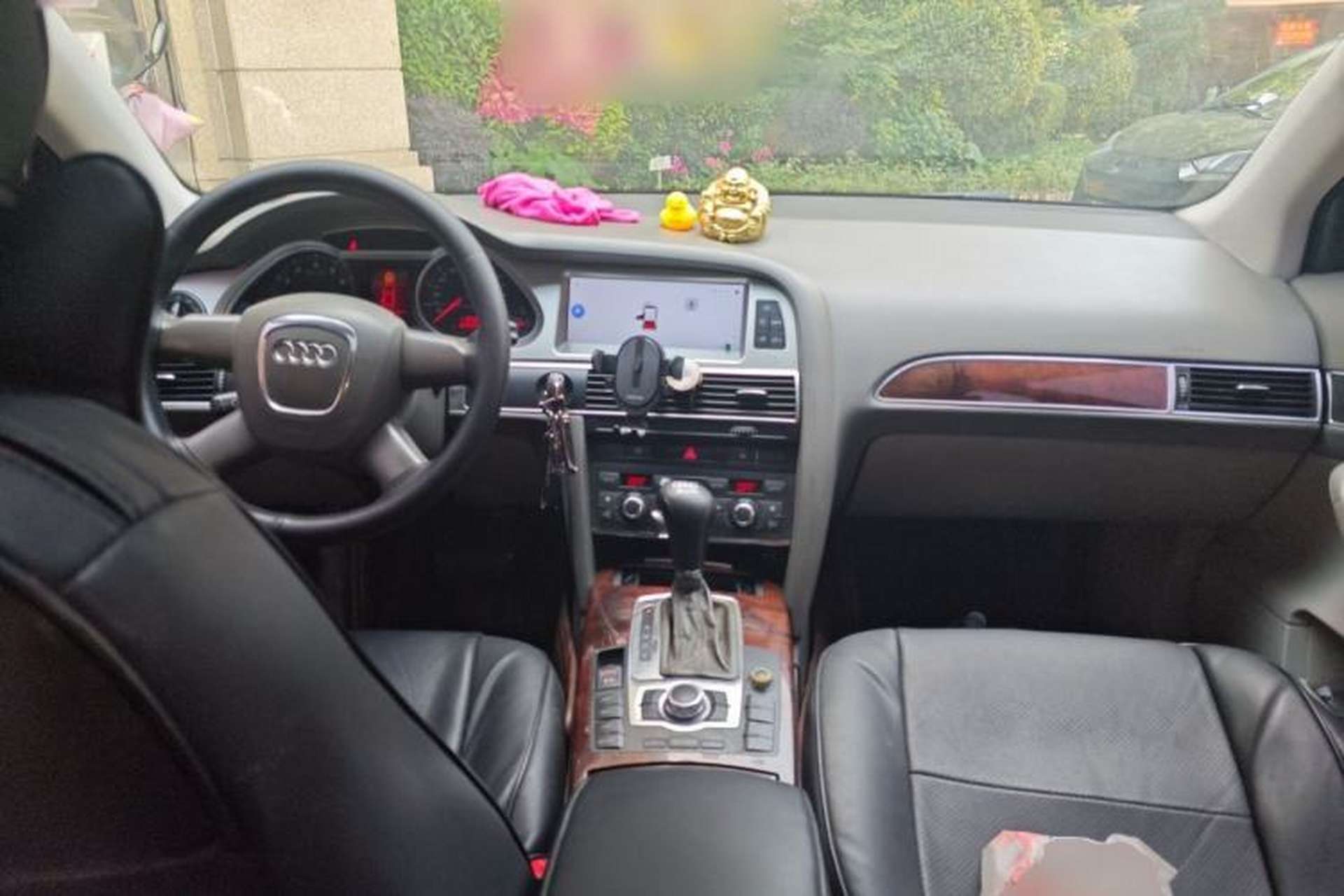 Used Audi A6L 2005 2.4L Comfort Edition Center Console