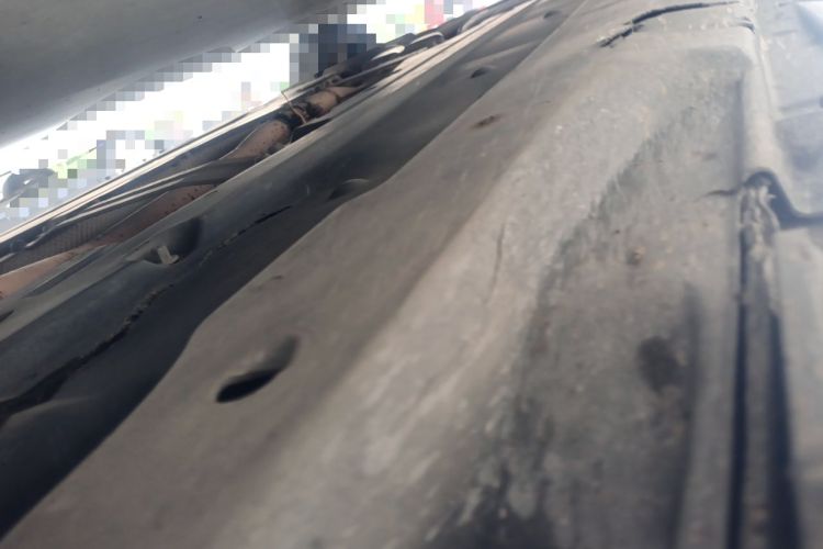 Used Audi A6L 2005 2.0T base version Chassis Front Right