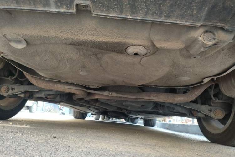 Used Audi A6L 2005 2.0T automatic standard version Chassis Rear