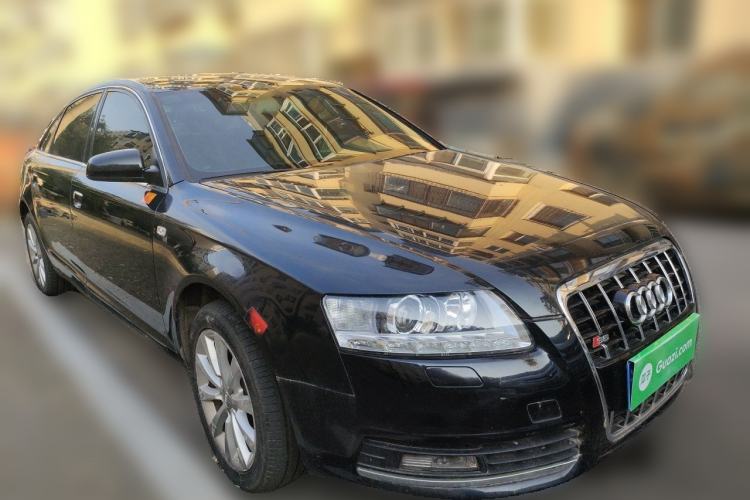 Used Audi A6L 2005 2.0T automatic standard version Front Right 45 Deg