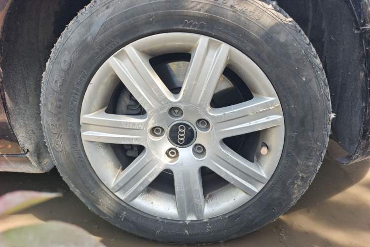 Used Audi A6L 2005 2.4L Technology Edition Right Front Wheel Hub