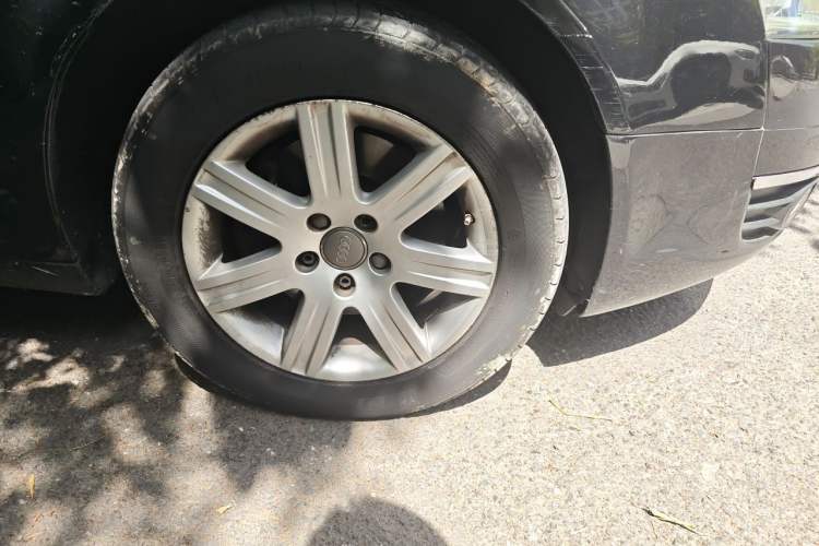 Used Audi A6L 2005 2.4L Comfort Edition Right Front Wheel Hub